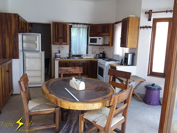 Casa Pariso - kitchen