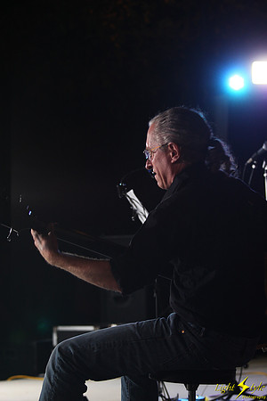 Michael Manring