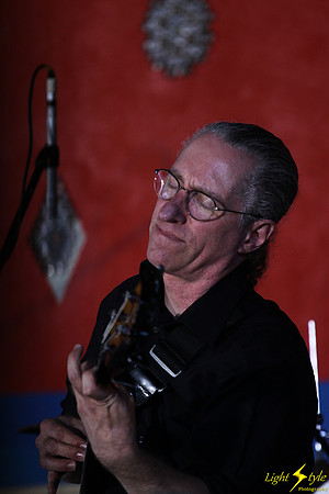 Michael Manring