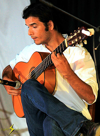 Esau Galván Saltos