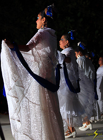 Folkloric Dancers