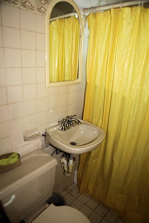 Bathroom - Lower unit