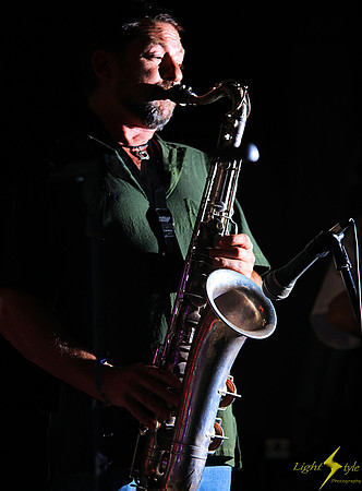 adj_5311_Damien solo