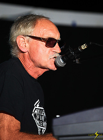 Joe Hadlock w/ The 8 O'clock Band