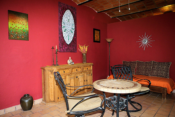 Living Rm - Lower unit