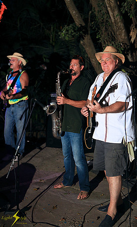 adj_5185_Band side view