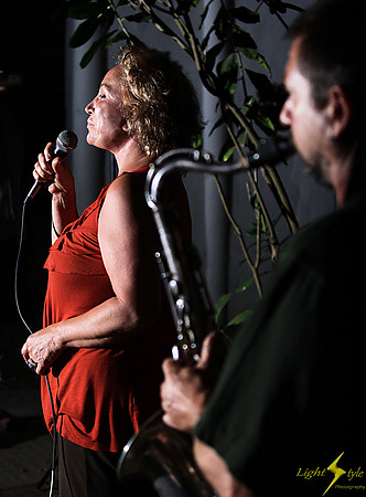 adj_5347_TT at mic framed by Damien