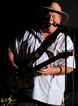 adj_5360_John Driver solo