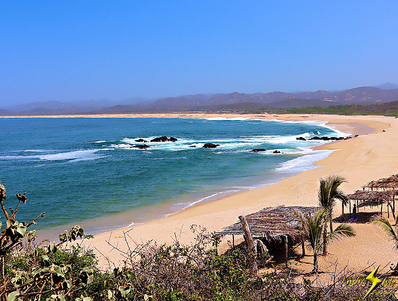 Mayto Beach from South Point