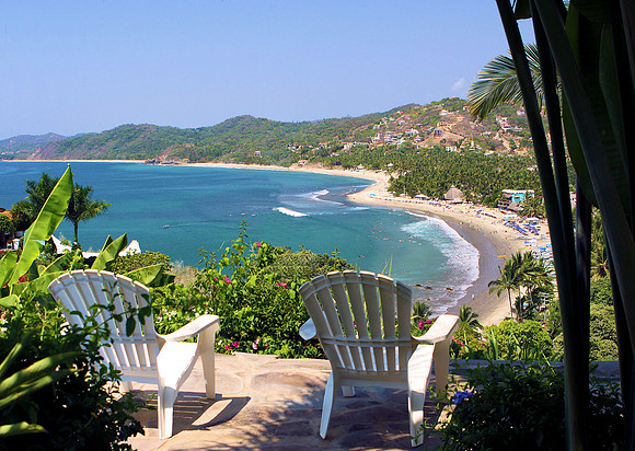 An Idyllic View of the Reef